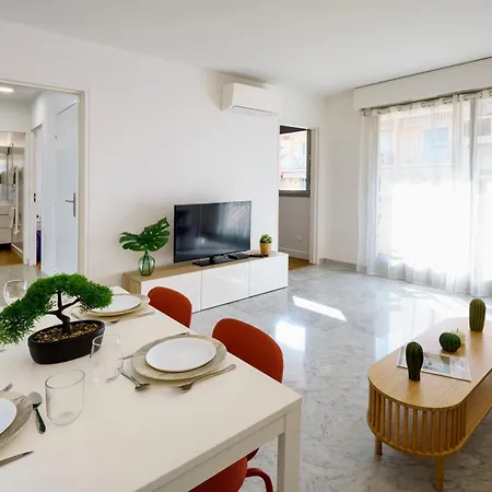 100M Plage Appartement Stella - Coeur Antibes Juan Appartement