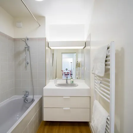 Appartement 100M Plage Appartement Stella - Coeur Antibes Juan
