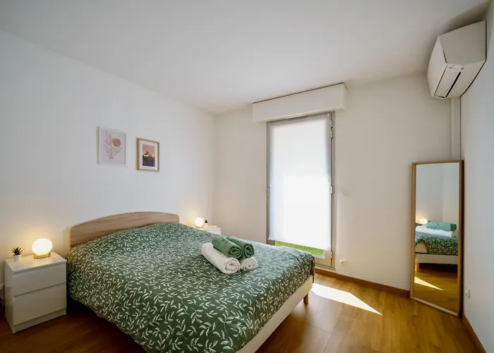 100M Plage Appartement Stella - Coeur Antibes Juan * Antibes